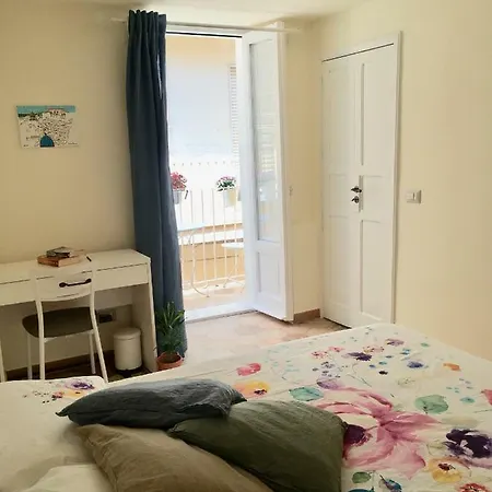 Exclusive Flat With Terrace And Barbecue Apartment
